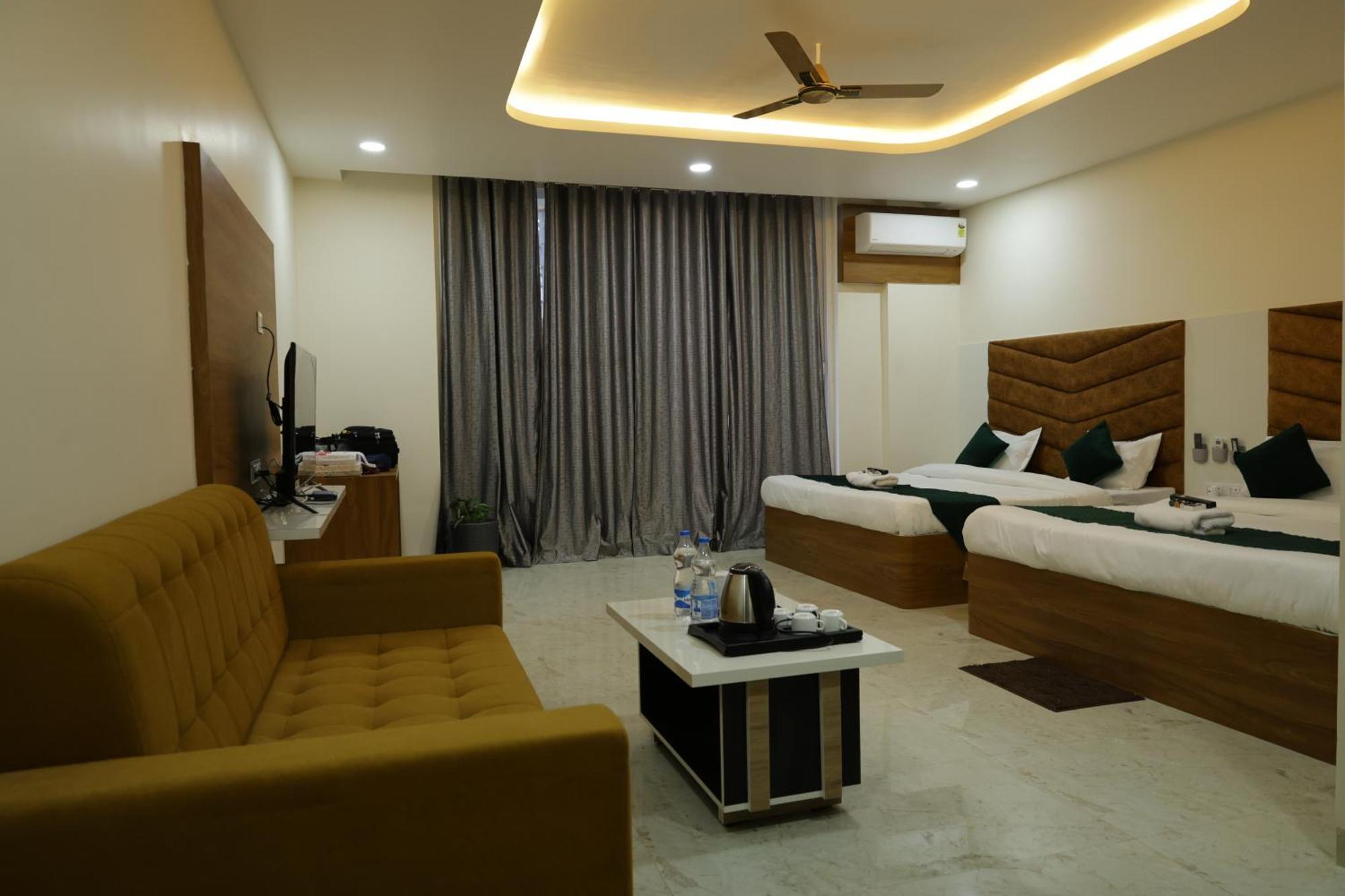 Hotel The Prime Land Hoshangabad Экстерьер фото